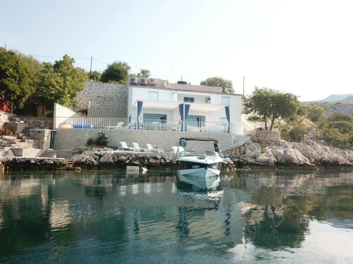 Villa Beline Direct Aan Zee, Verwarmd Zwembad En Sauna تريبانج كروشيتسا المظهر الخارجي الصورة