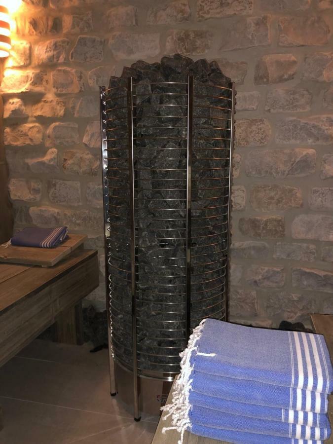 Villa Beline Direct Aan Zee, Verwarmd Zwembad En Sauna تريبانج كروشيتسا المظهر الخارجي الصورة